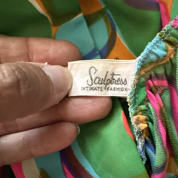 Vintage Sculptress Intimate Long Nightgown Dress Bright Boho 1960s Size Small￼‎ - Picture 4 of 9